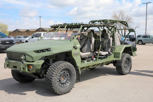 Tennessee Guardsmen train on new Infantry Squad Vehicles