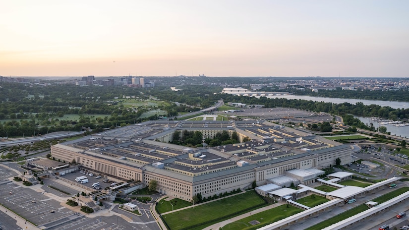 West Virginia Guardsmen Earn Soldier, Airman Medals for Heroism in Nation's Capital