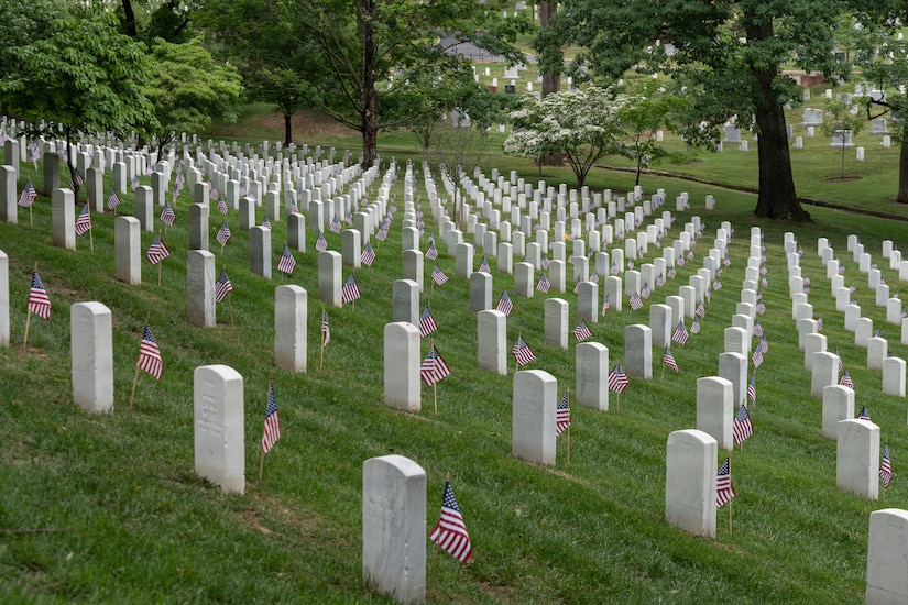 On Memorial Day, Commander in Chief, Secretary of War, Honor Nation's Fallen